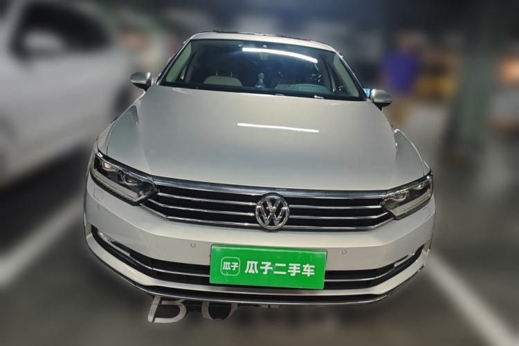 Used Volkswagen Magotan 2017 380TSI DSG Flagship Edition Front