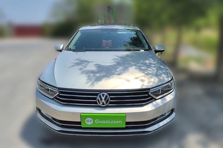 Used Volkswagen Magotan 2017 280TSI DSG Leading Edition Front