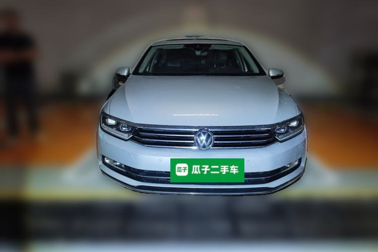 Used Volkswagen Magotan 2017 380TSI DSG Prestige Edition Front
