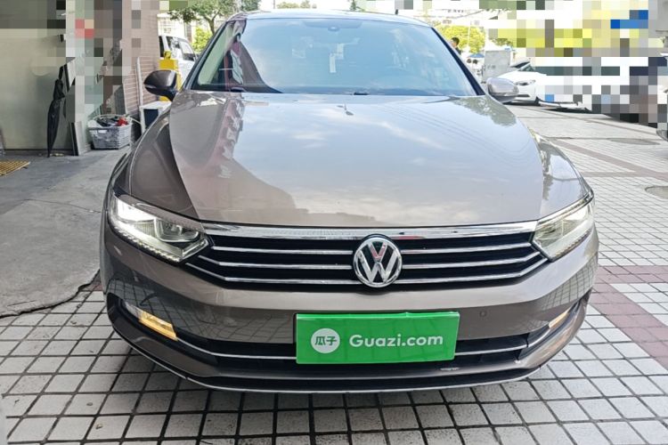 Used Volkswagen Magotan 2017 330TSI DSG Luxury Model Front