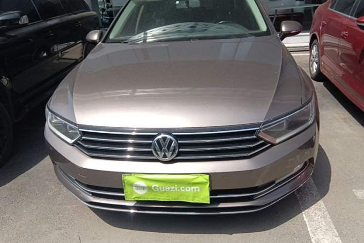 Used Volkswagen Magotan 2017 330TSI DSG Leading Model Front