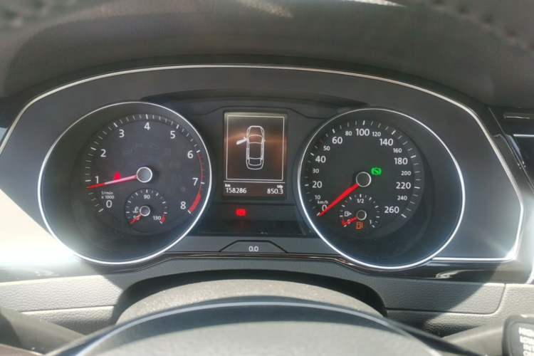 Used Volkswagen Magotan 2017 330TSI DSG Leading Model Instrument Cluster