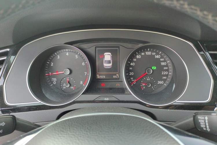 Used Volkswagen Magotan 2017 330TSI DSG Luxury Model Instrument Cluster