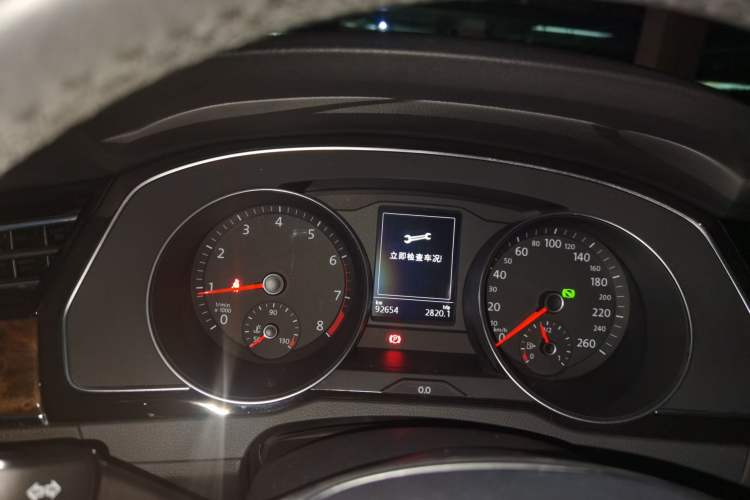 Used Volkswagen Magotan 2017 330TSI DSG Luxury Model Instrument Cluster