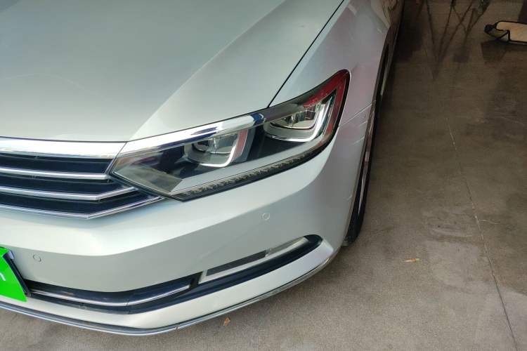 Used Volkswagen Magotan 2017 330TSI DSG Luxury Model Left Front Headlight