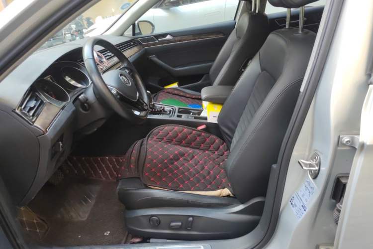Used Volkswagen Magotan 2017 330TSI DSG Luxury Model Left Front Seat
