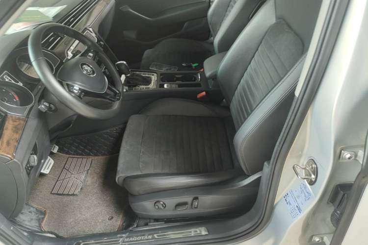 Used Volkswagen Magotan 2017 330TSI DSG Luxury Model Left Front Seat