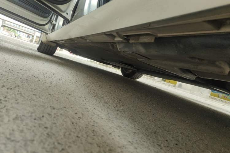 Used Volkswagen Magotan 2017 330TSI DSG Luxury Model Left Side Sill