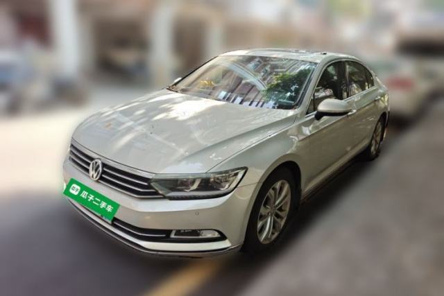 Ojetý Volkswagen Magotan 2017 330TSI DSG Luxury Model
