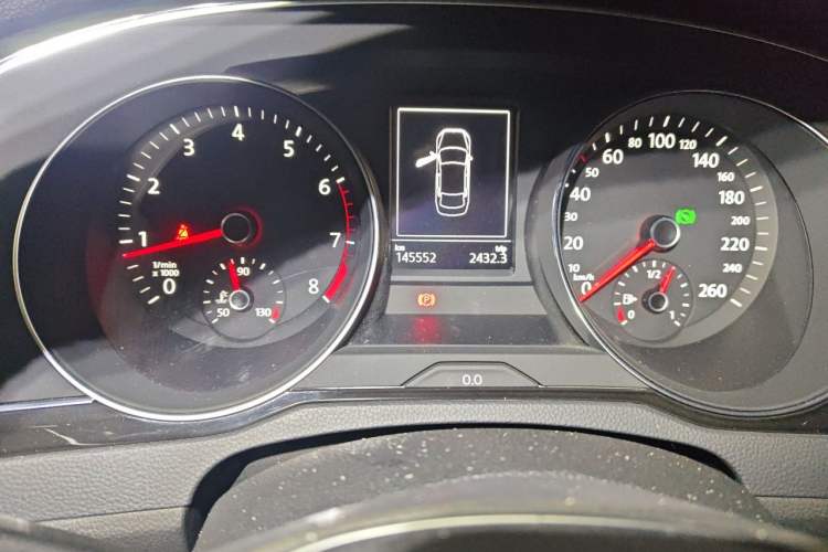 Used Volkswagen Magotan 2017 330TSI DSG Leading Model Odometer Close Up