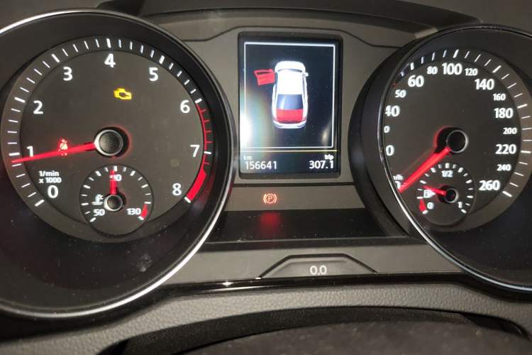 Used Volkswagen Magotan 2017 380TSI DSG Prestige Edition Odometer Close Up