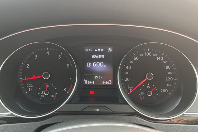 Used Volkswagen Magotan 2017 380TSI DSG Prestige Edition Odometer Close Up