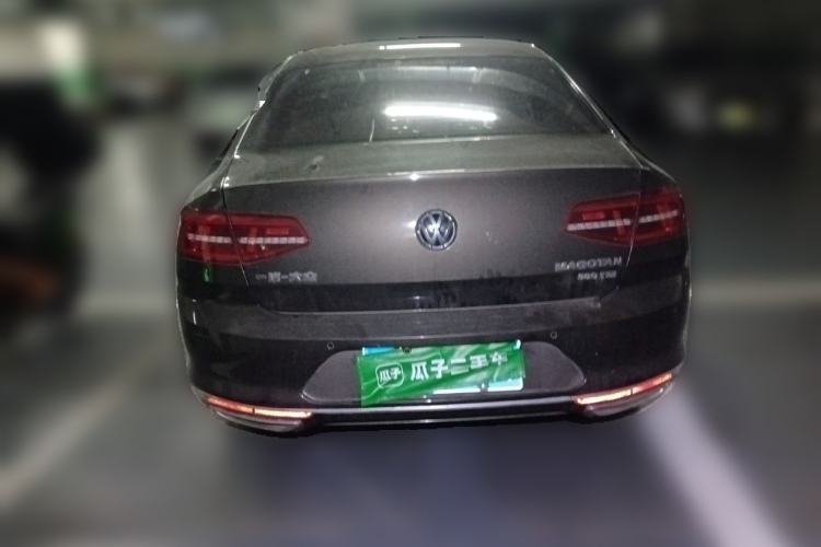 Used Volkswagen Magotan 2017 380TSI DSG Luxury Model Rear