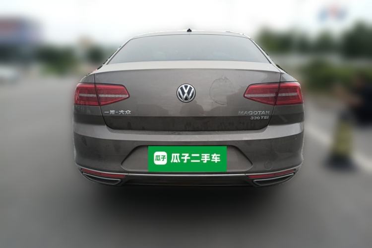 Used Volkswagen Magotan 2017 330TSI DSG Luxury Model Rear