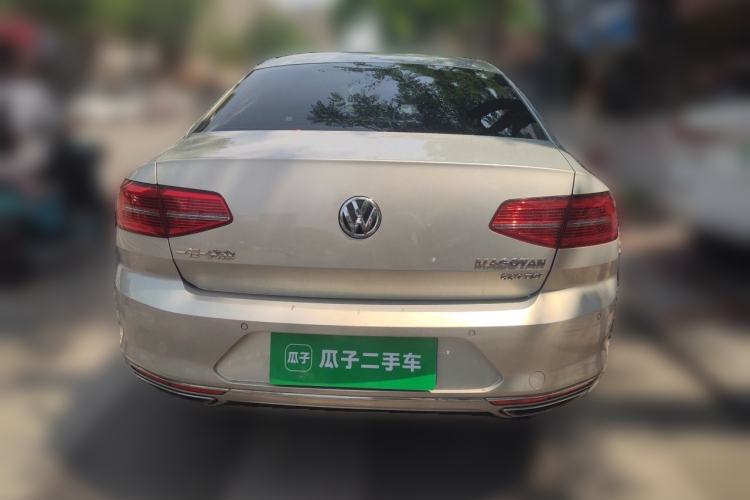 Used Volkswagen Magotan 2017 330TSI DSG Luxury Model Rear