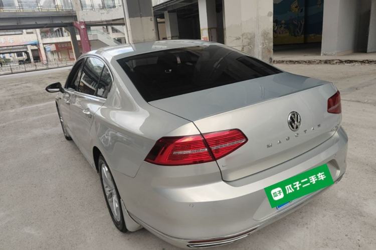 Used Volkswagen Magotan 2017 330TSI DSG Luxury Model Rear Left 45 Deg