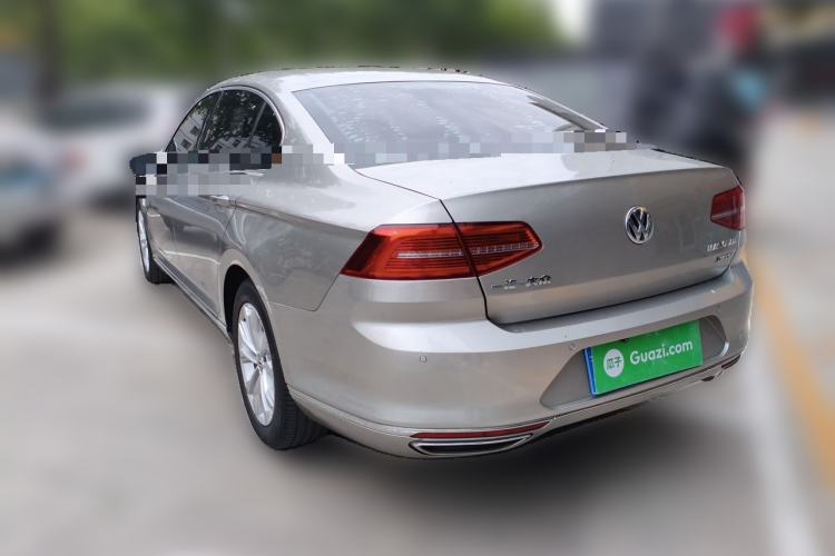 Used Volkswagen Magotan 2017 330TSI DSG Luxury Model Rear Left 45 Deg
