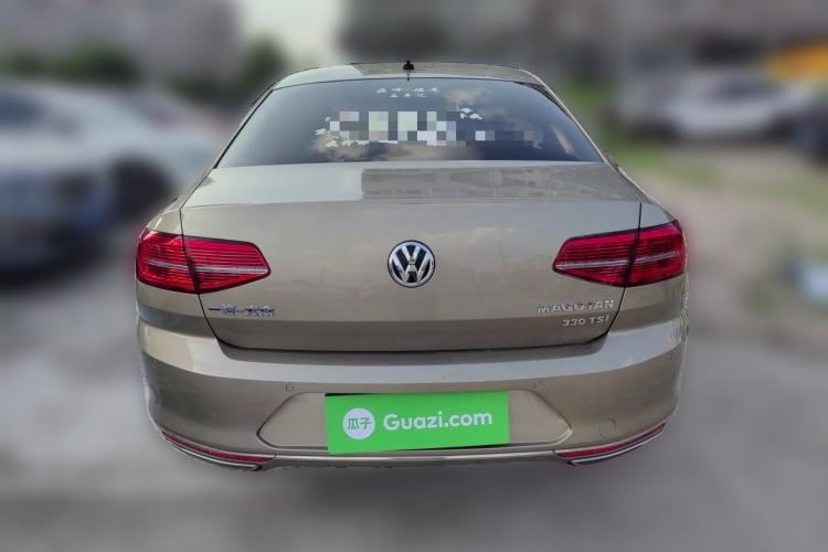 Used Volkswagen Magotan 2017 330TSI DSG Luxury Model Rear
