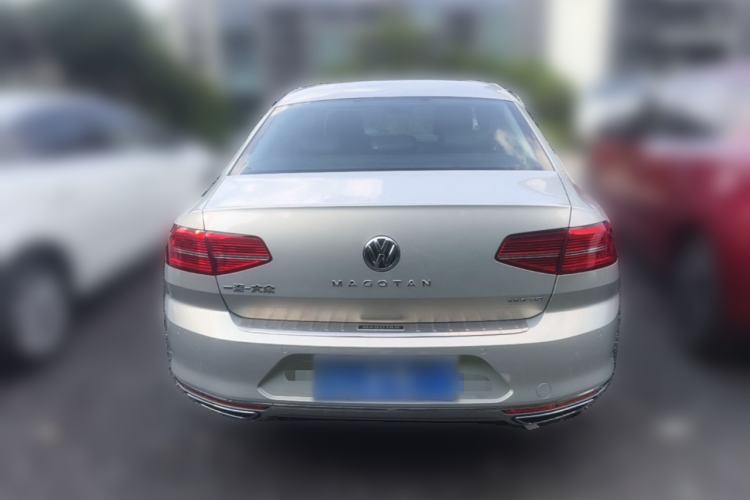 Used Volkswagen Magotan 2017 330TSI DSG Luxury Model Rear