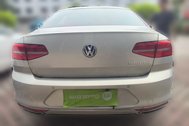 Used Volkswagen Magotan 2017 330TSI DSG Luxury Model Rear