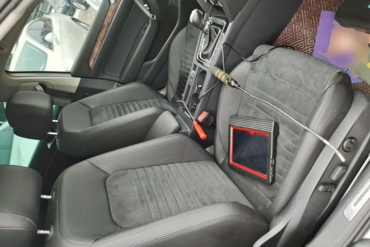 Used Volkswagen Magotan 2017 330TSI DSG Luxury Model Right Front Seat