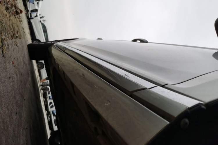 Used Volkswagen Magotan 2017 330TSI DSG Luxury Model Right Side Sill