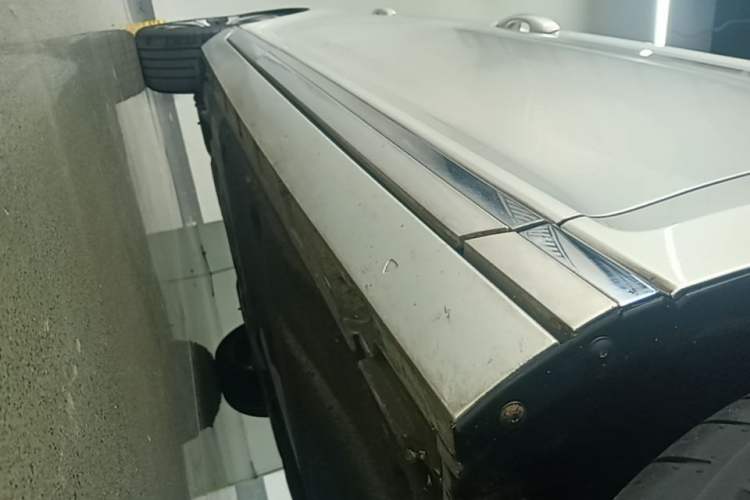 Used Volkswagen Magotan 2017 380TSI DSG Flagship Edition Right Side Sill