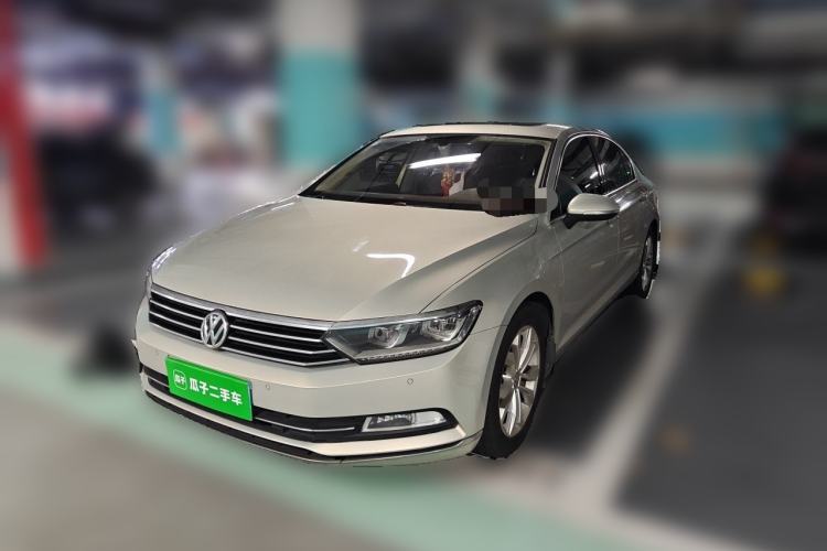 Used Volkswagen Magotan 2017 330TSI DSG Luxury Model Guazi used car, China used car export, Used car for sale, Used  cars, Cheapest cars for sale