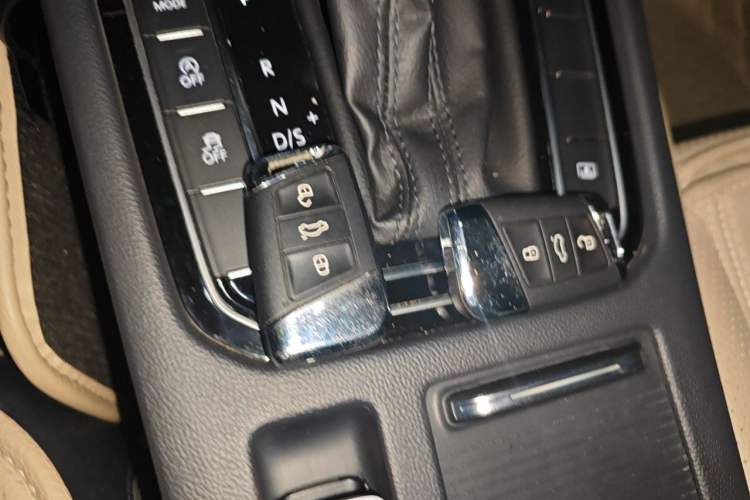 Used Volkswagen Magotan 2017 380TSI DSG Flagship Edition Vehicle Key