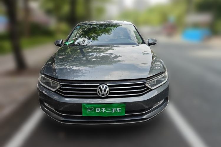 Used Volkswagen Magotan 2017 330TSI DSG Leading Model Exterior 1