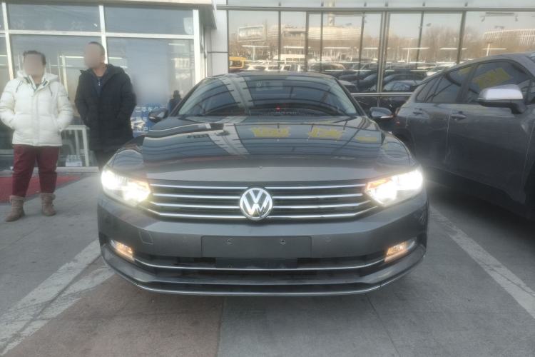 Used Volkswagen Magotan 2017 330TSI DSG Leading Model Exterior 1