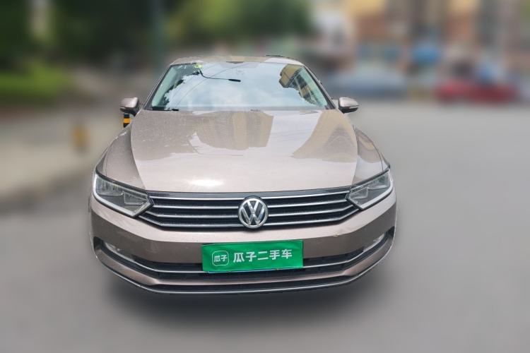 Used Volkswagen Magotan 2017 330TSI DSG Leading Model Exterior 1