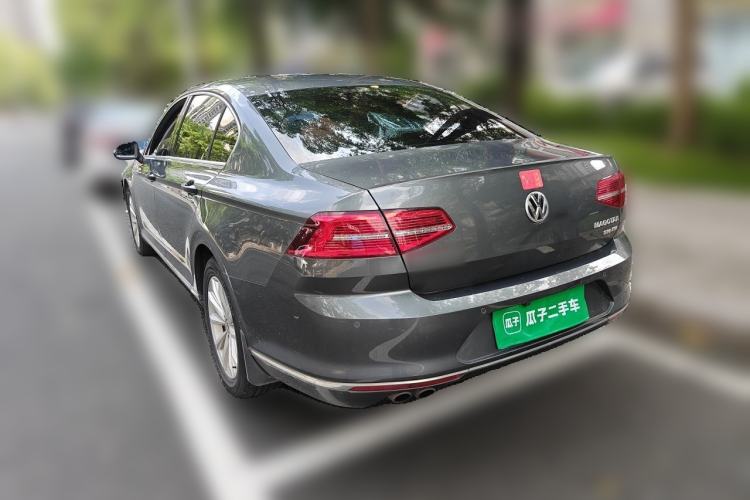 Used Volkswagen Magotan 2017 330TSI DSG Leading Model Exterior 3