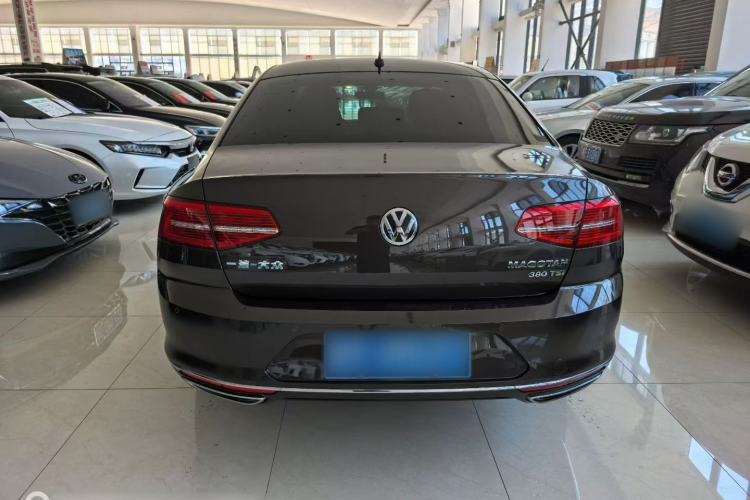 Used Volkswagen Magotan 2017 380TSI DSG Prestige Edition Exterior 4