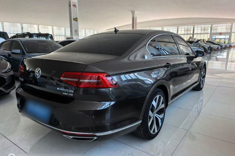 Used Volkswagen Magotan 2017 380TSI DSG Prestige Edition Exterior 5