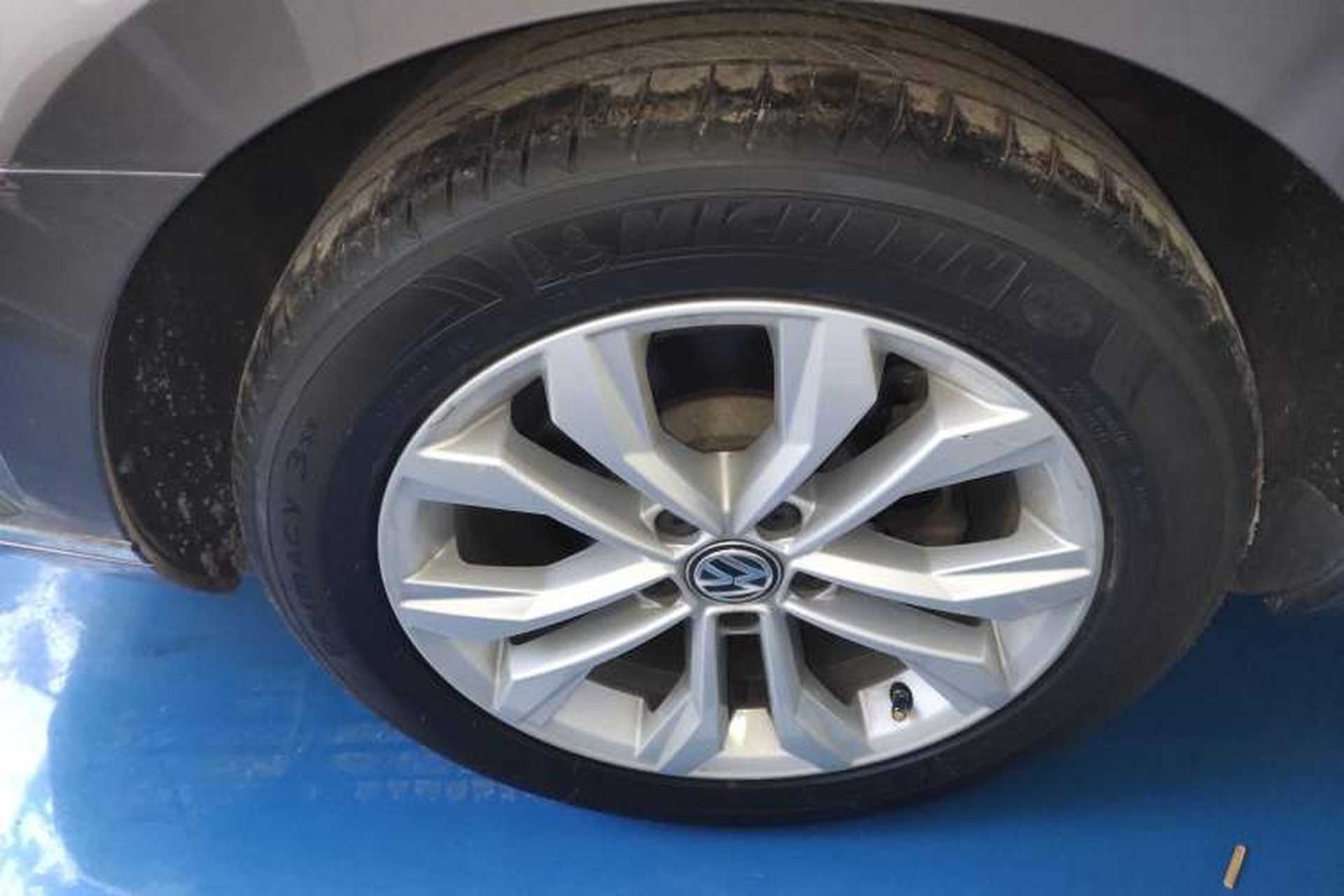 Used Volkswagen Magotan 2017 330TSI DSG Luxury Model Exterior 5