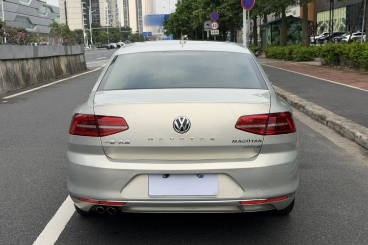 Used Volkswagen Magotan 2017 330TSI DSG Leading Model Exterior 7