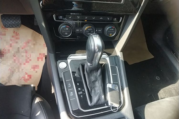 Used Volkswagen Magotan 2017 380TSI DSG Luxury Model Gear Lever