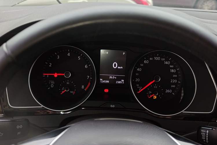 Used Volkswagen Magotan 2017 330TSI DSG Luxury Model Instrument Cluster