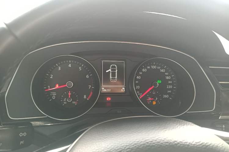Used Volkswagen Magotan 2017 330TSI DSG Luxury Model Instrument Cluster