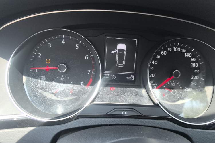 Used Volkswagen Magotan 2017 380TSI DSG Luxury Model Instrument Cluster