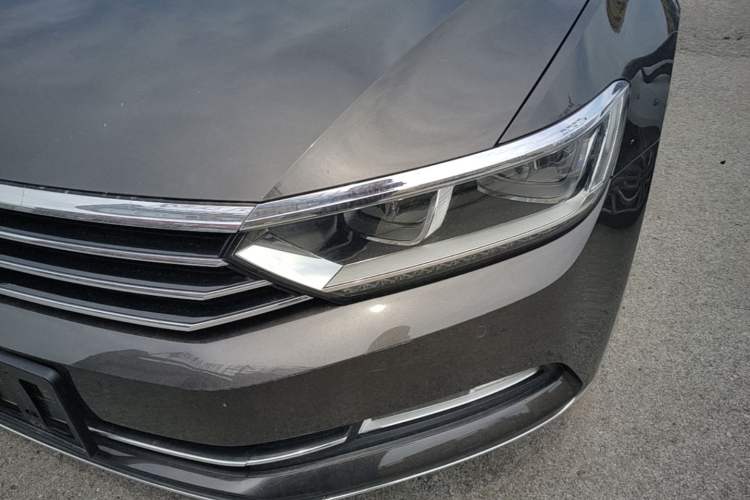 Used Volkswagen Magotan 2017 330TSI DSG Luxury Model Left Front Headlight