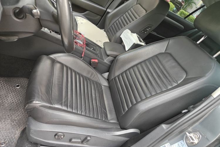 Used Volkswagen Magotan 2017 330TSI DSG Leading Model Left Front Seat