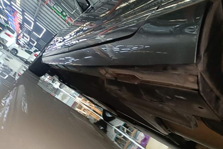 Used Volkswagen Magotan 2017 330TSI DSG Luxury Model Left Side Sill