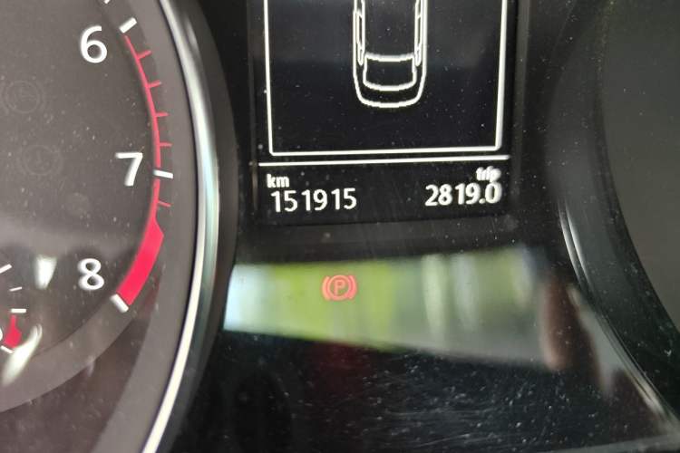 Used Volkswagen Magotan 2017 330TSI DSG Leading Model Odometer Close Up
