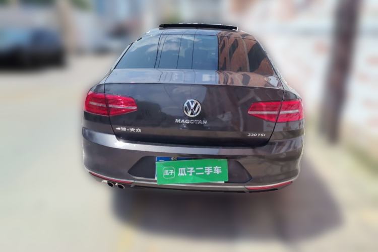 Used Volkswagen Magotan 2017 330TSI DSG Leading Model Rear