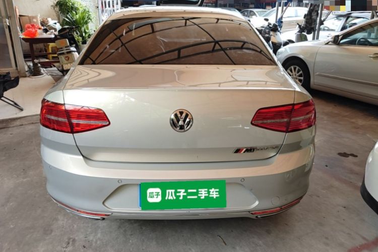 Used Volkswagen Magotan 2017 330TSI DSG Luxury Model Rear