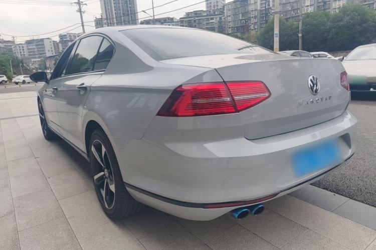 Used Volkswagen Magotan 2017 330TSI DSG Leading Model Rear Left 45 Deg