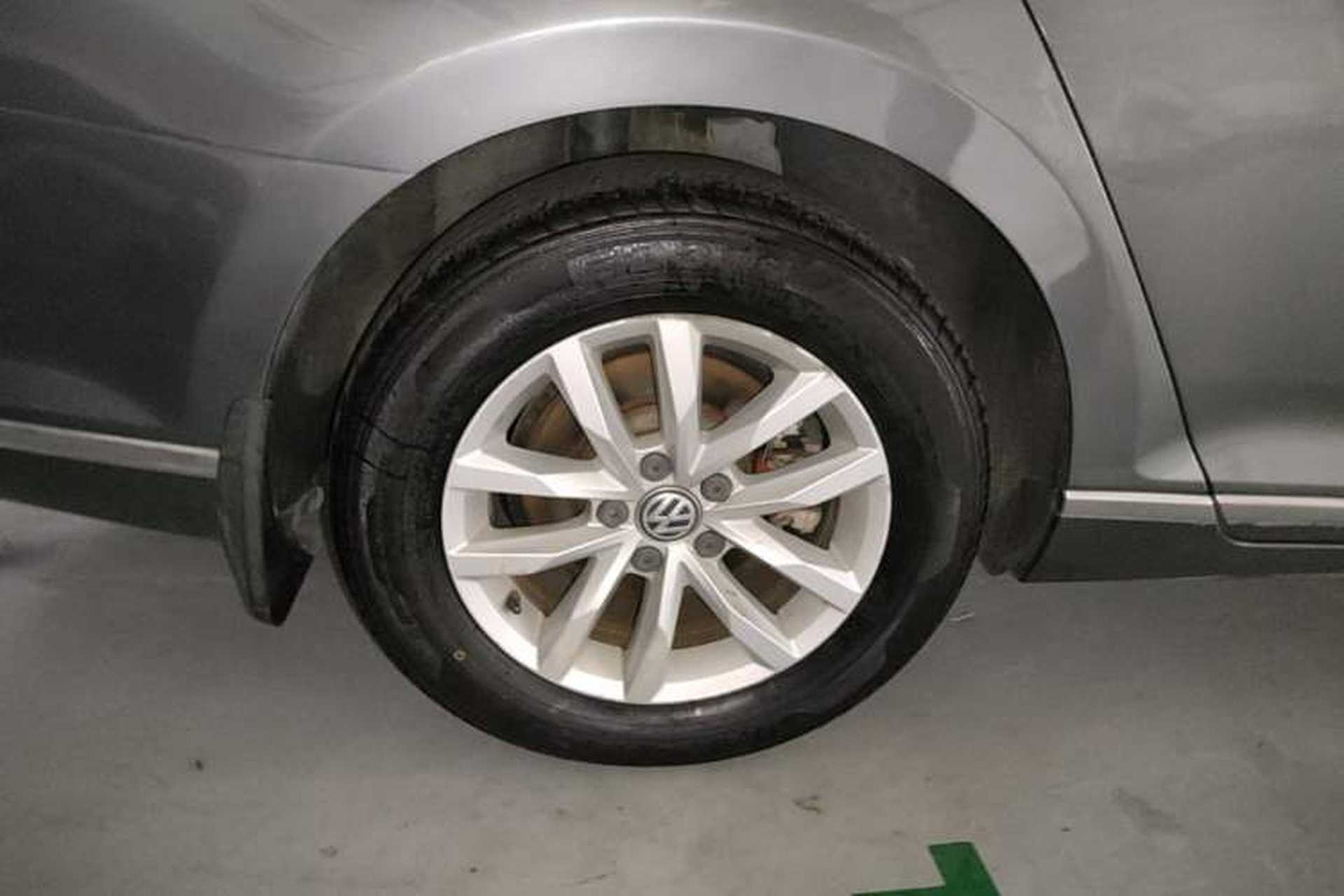 Used Volkswagen Magotan 2017 330TSI DSG Leading Model Right Rear Wheel Hub