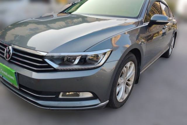 Used Volkswagen Magotan 2017 330TSI DSG Luxury Model